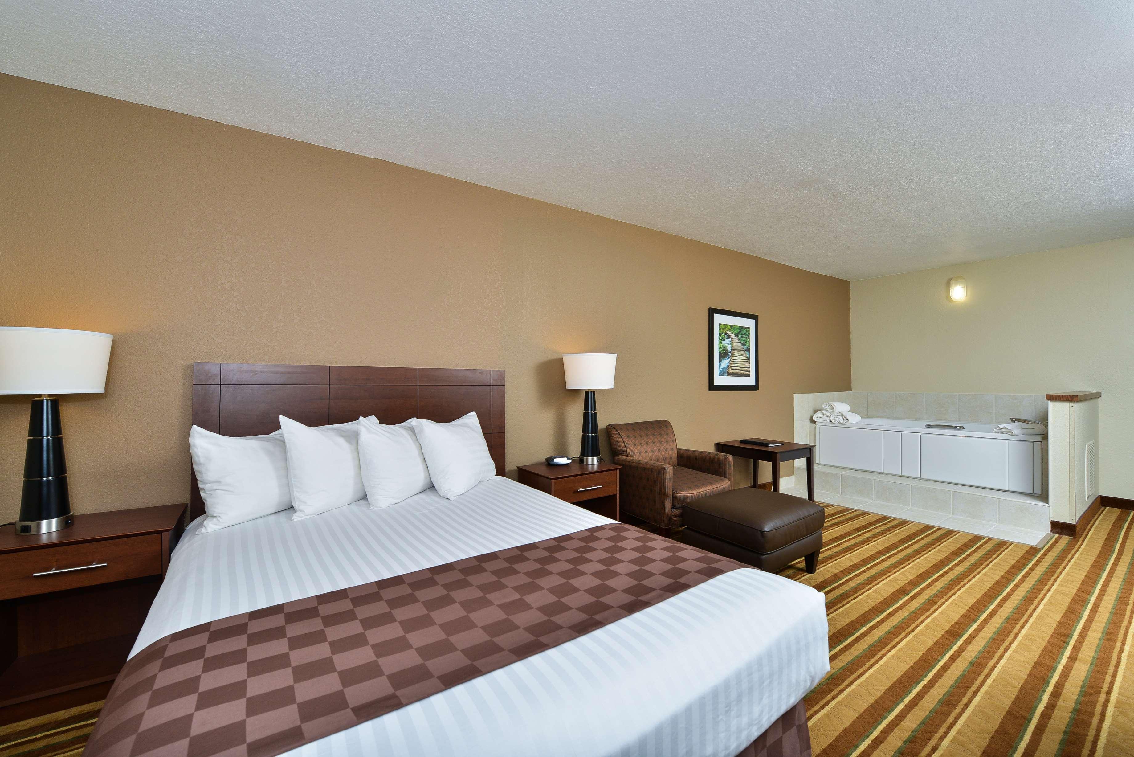 Rock Island Inn & Suites Marshalltown Екстер'єр фото