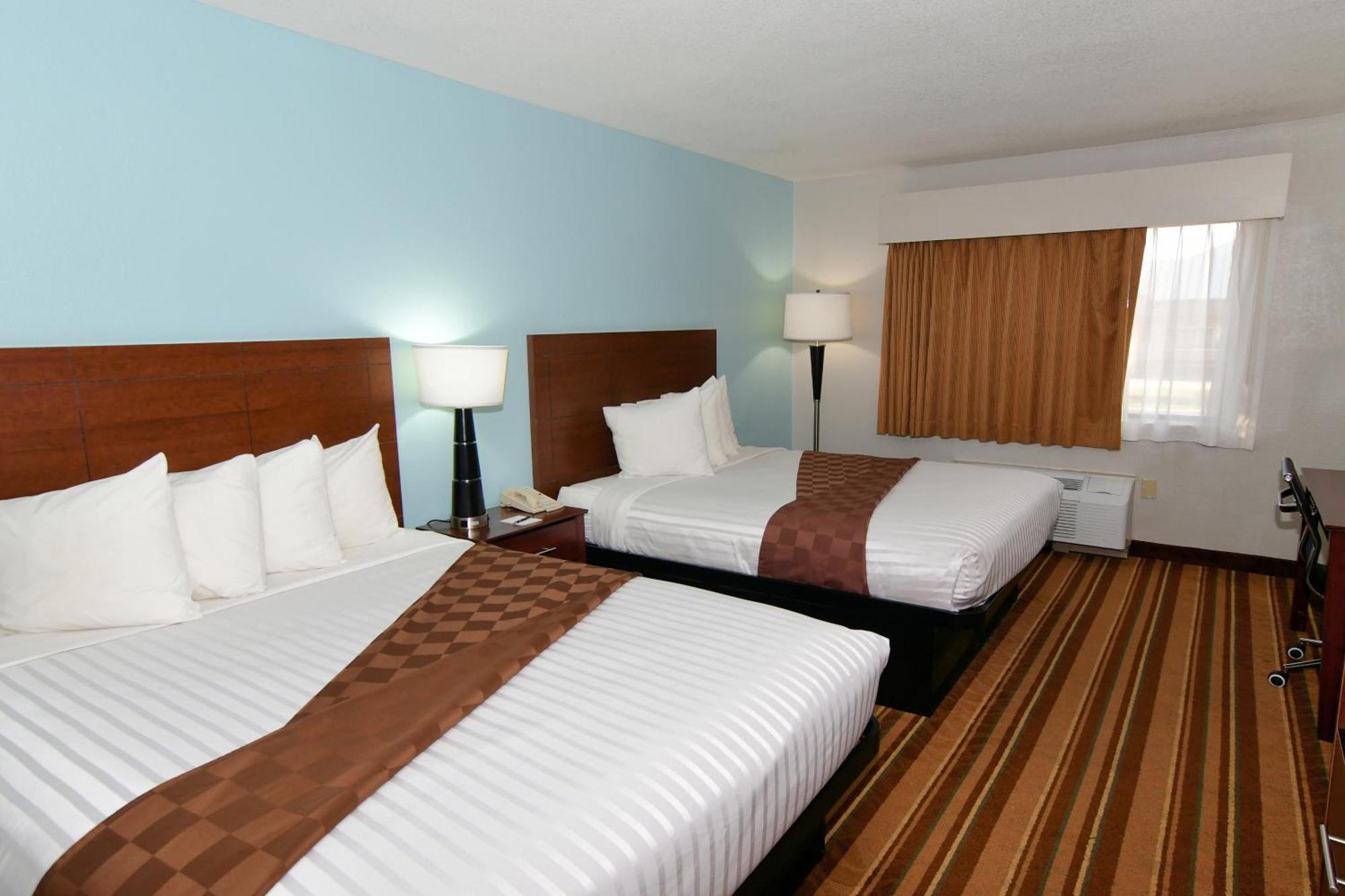 Rock Island Inn & Suites Marshalltown Екстер'єр фото