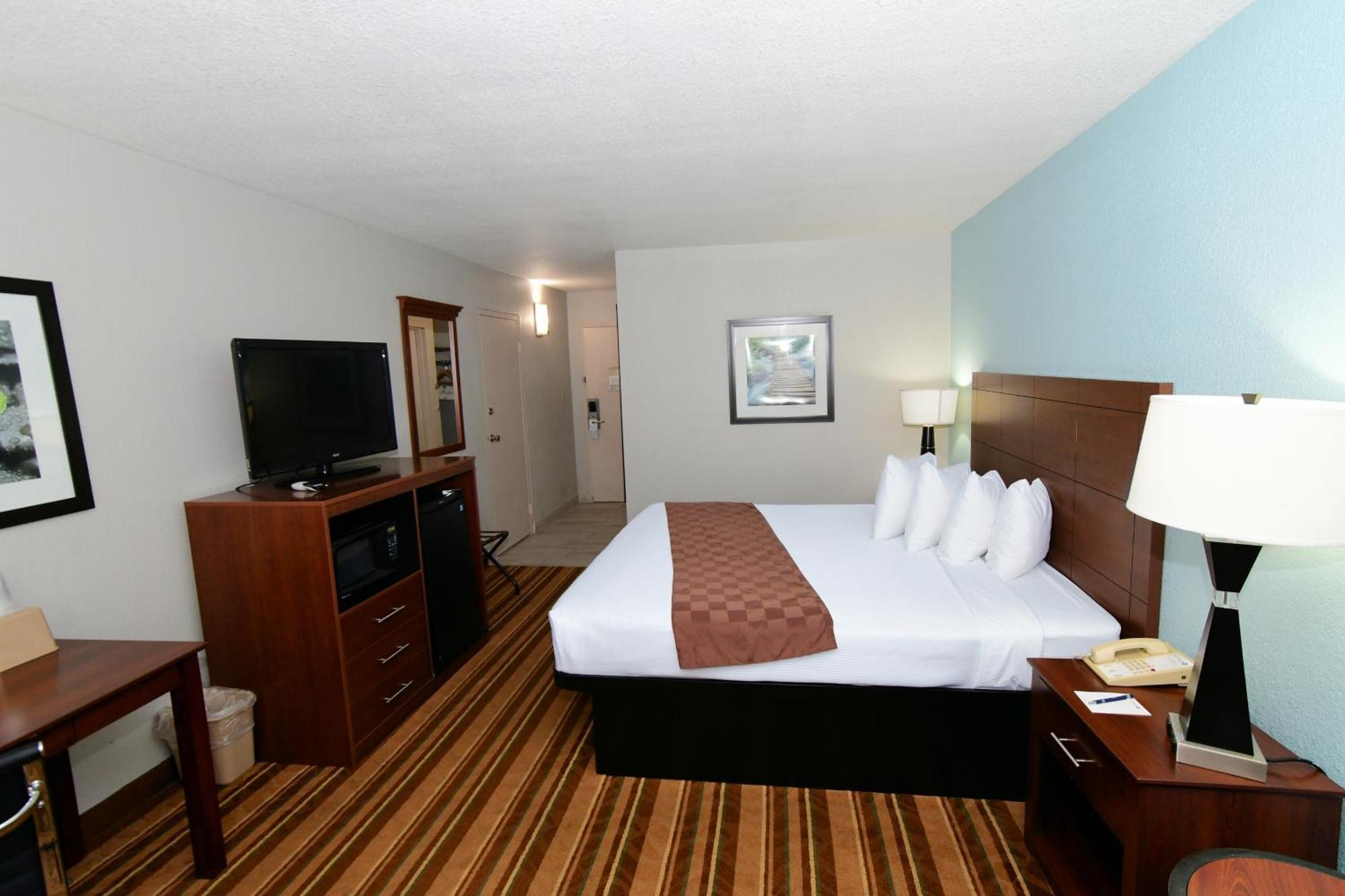 Rock Island Inn & Suites Marshalltown Екстер'єр фото
