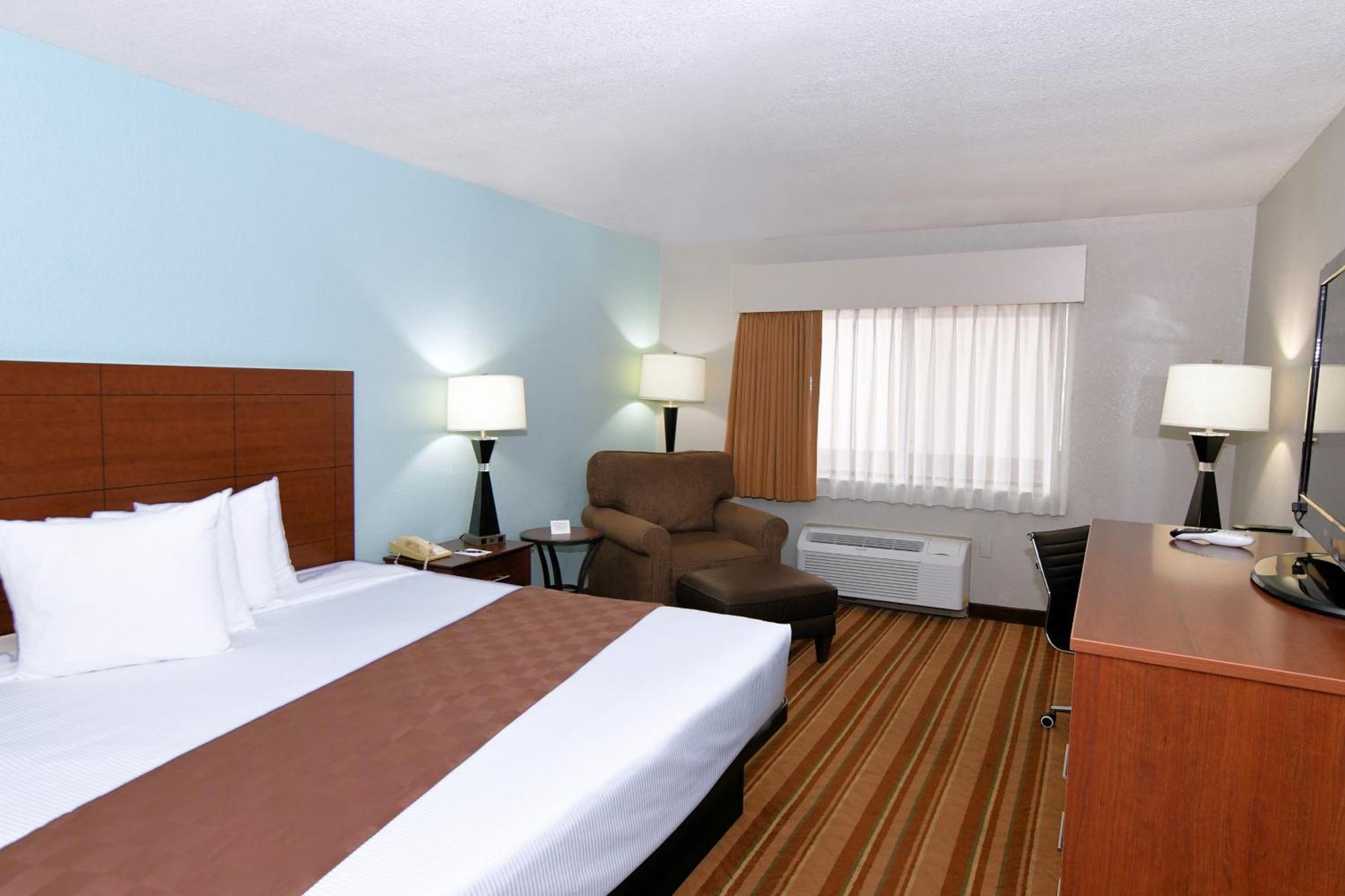 Rock Island Inn & Suites Marshalltown Екстер'єр фото