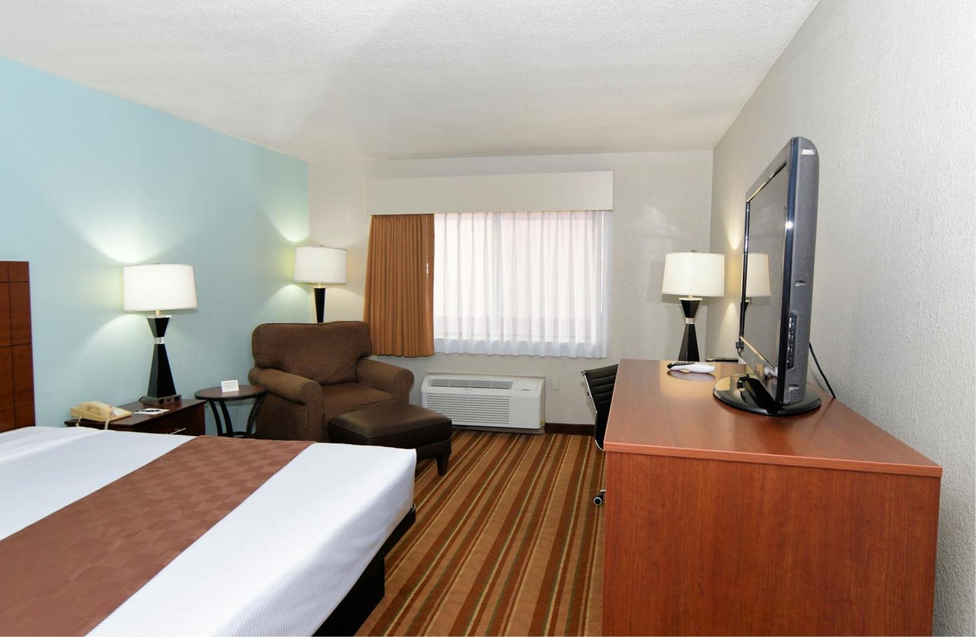 Rock Island Inn & Suites Marshalltown Екстер'єр фото