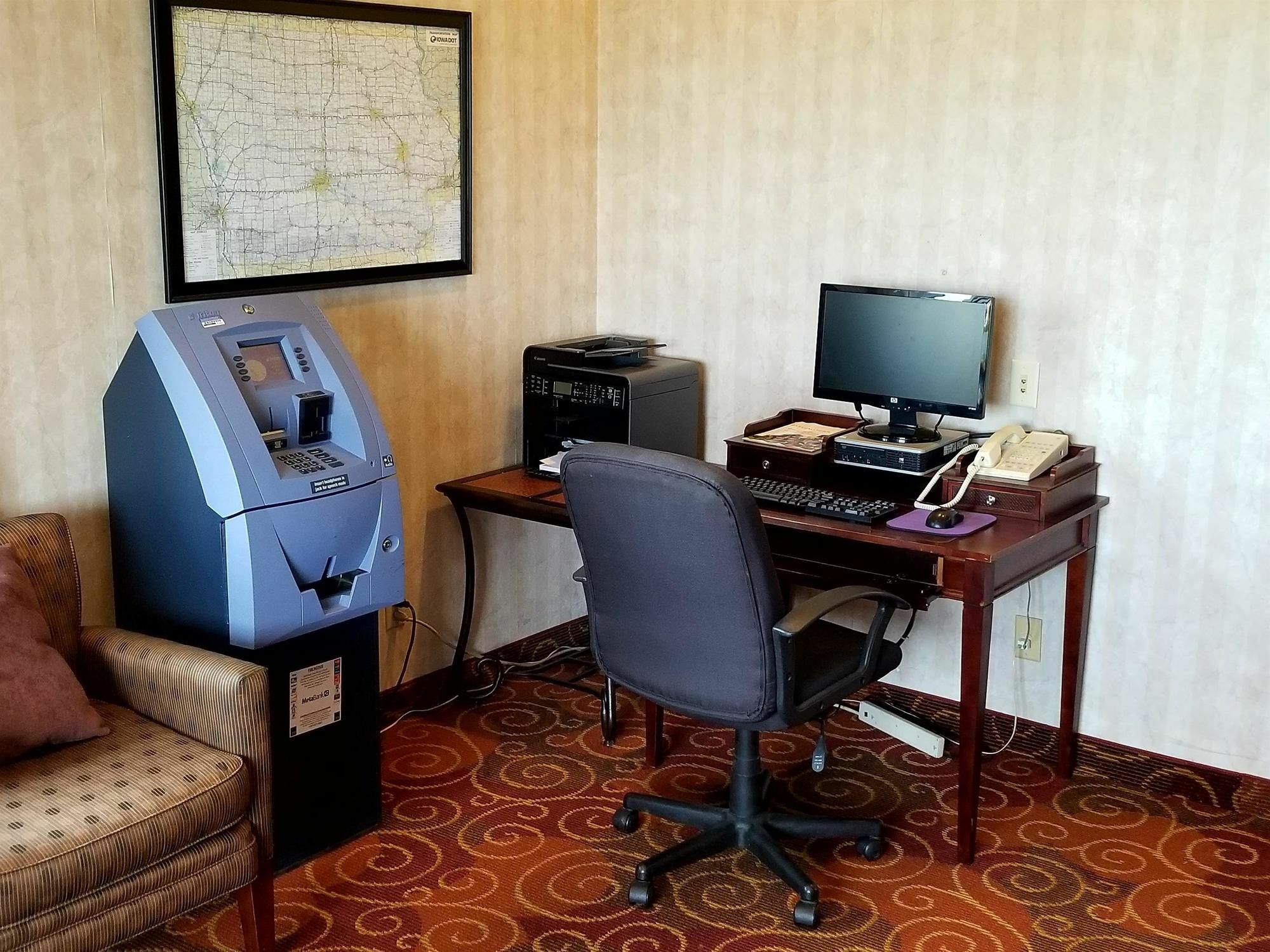 Rock Island Inn & Suites Marshalltown Екстер'єр фото